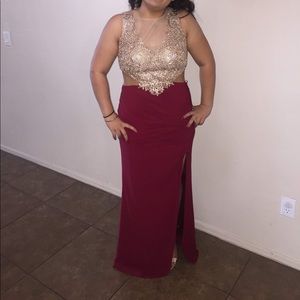 Incredibly nice prom dress, only worn once.